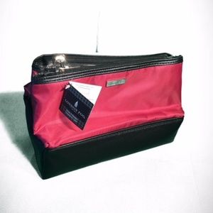 London Fog Make up pouch / bag